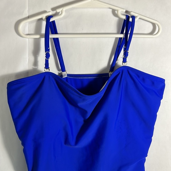 BATH SUITS: SIZE M - Picture 2 of 5